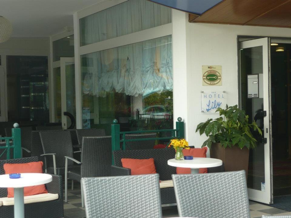 Restaurace v ubytování Hotel Lily
