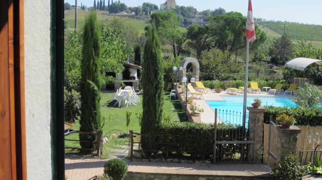 chiardiluna - Standard Double Room With Shared Bathroom