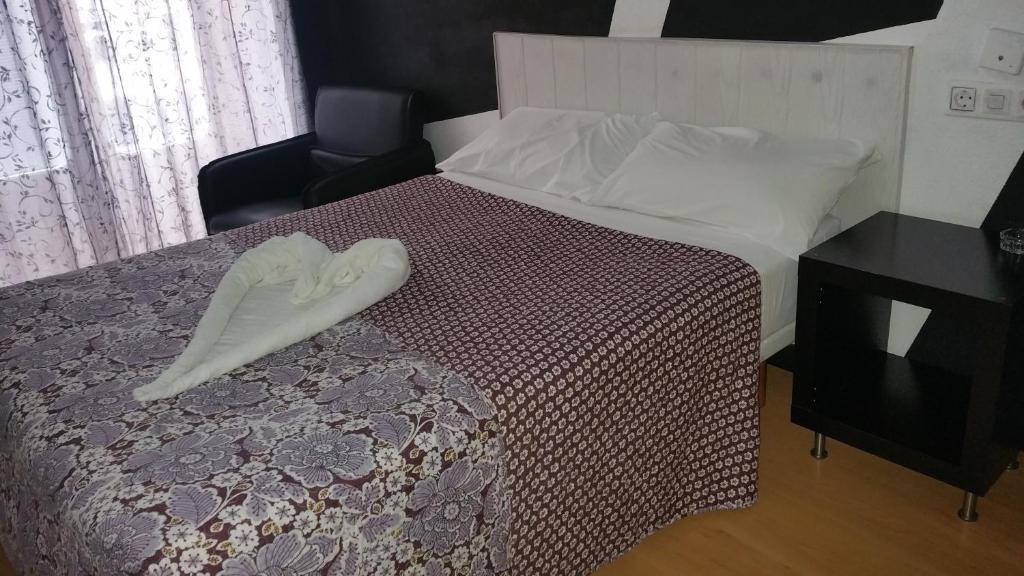 Hostal Lima - Doppelzimmer Mit Balkon