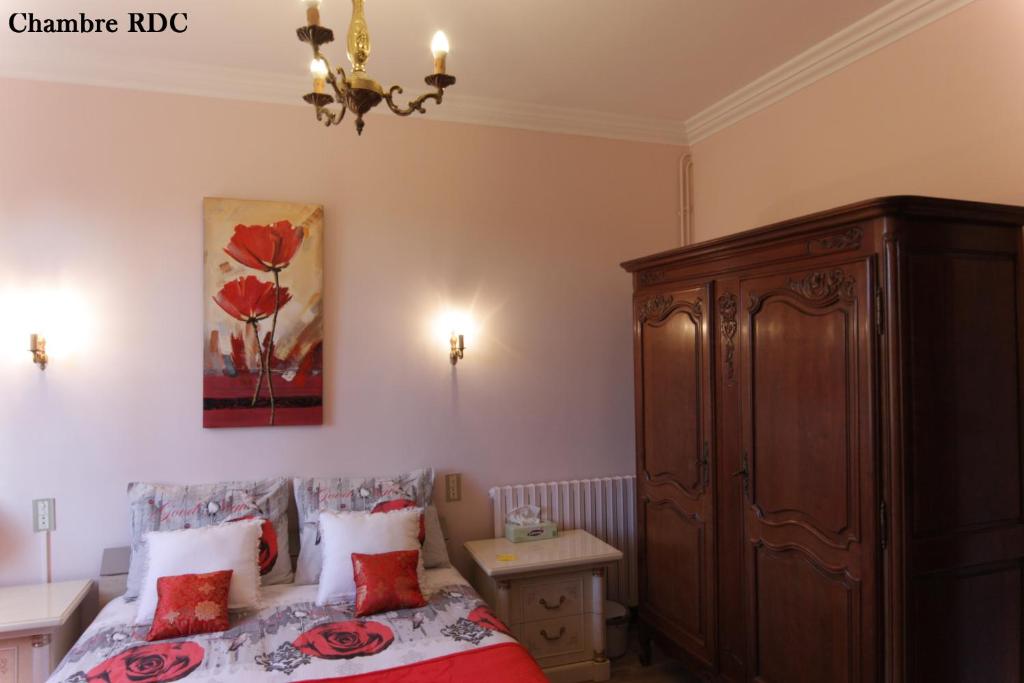 La Demeure du Castel - Double Room With Private Bathroom - Ground Floor