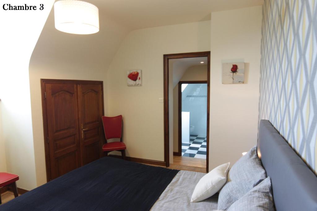La Demeure du Castel - Double Room With Private Bathroom