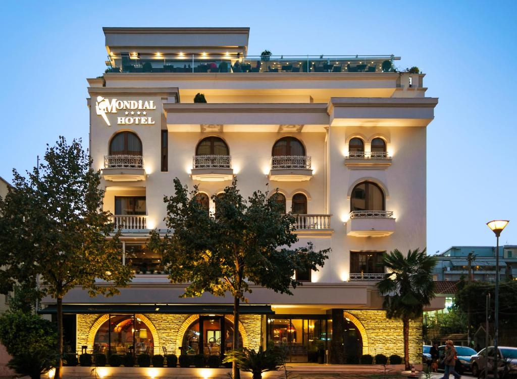 Bygningen som hotellet ligger i