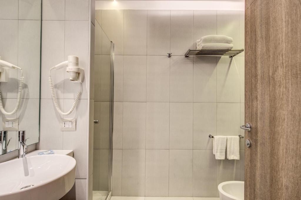 Koupelna v ubytování Warmthotel