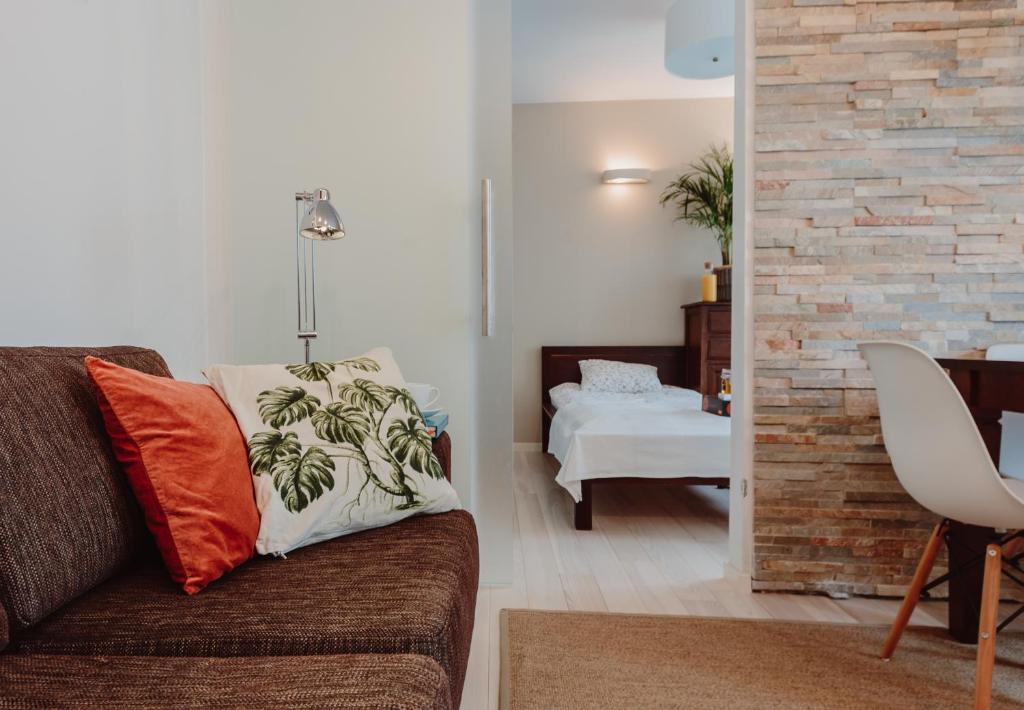 Posedenie v ubytovaní Apartament Wisniowa