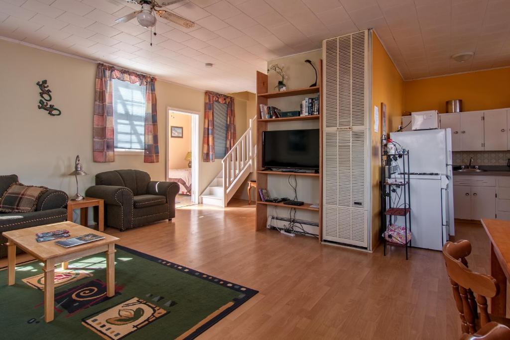 Kuchyň nebo kuchyňský kout v ubytování Waterside Apts.