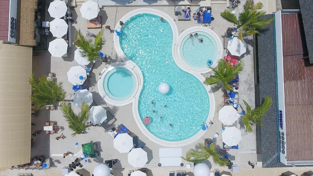 an overhead view of a pool at a resort at Combo Beach Hotel Samui in Chaweng