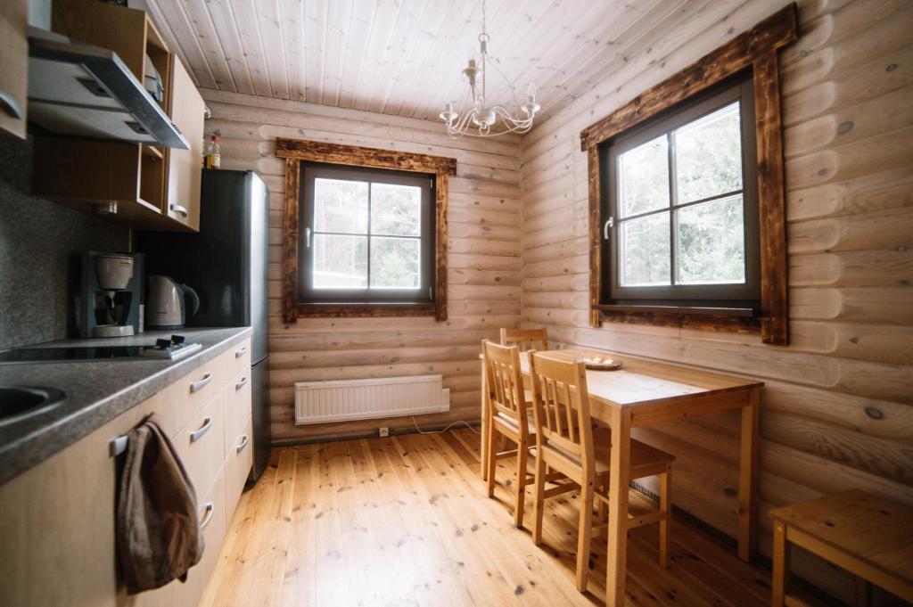 Kuchyň nebo kuchyňský kout v ubytování Spitham Holiday Homes