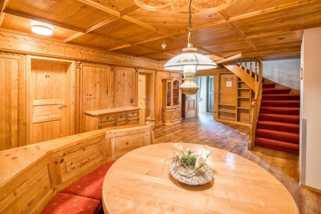 Fotografie z fotogalerie ubytování Hotel Bettstadl v destinaci Landshut