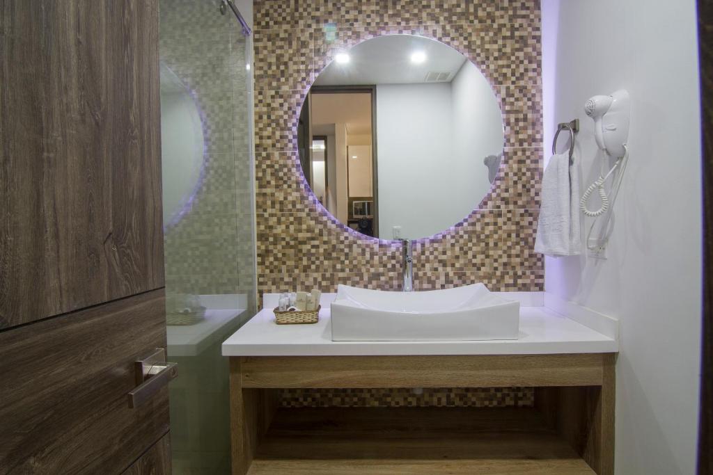 Koupelna v ubytování De Película Hotel
