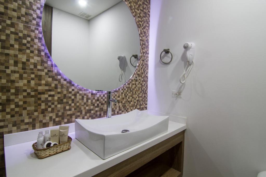 Koupelna v ubytování De Película Hotel
