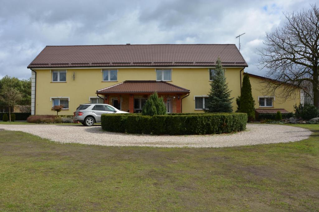 Budova, v ktorej sa farma nachádza
