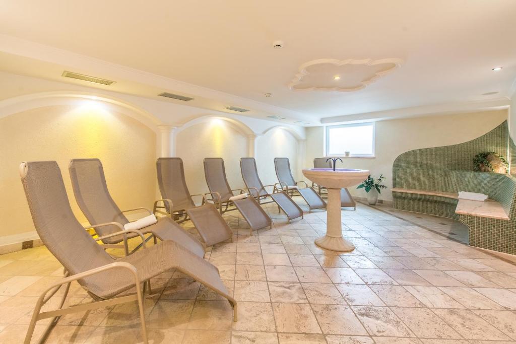Posezení v ubytování Hotel Antholzerhof