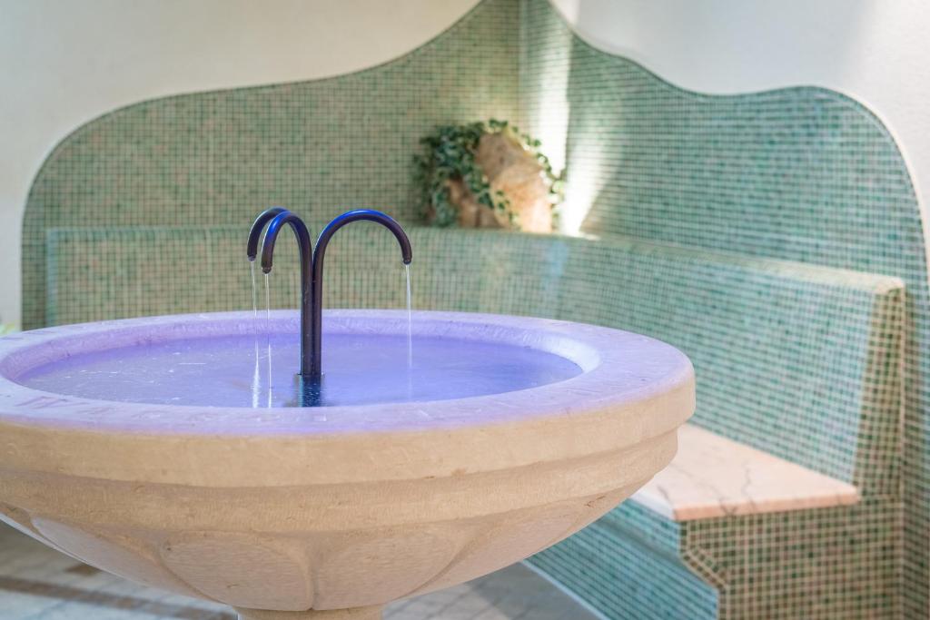 Koupelna v ubytování Hotel Antholzerhof