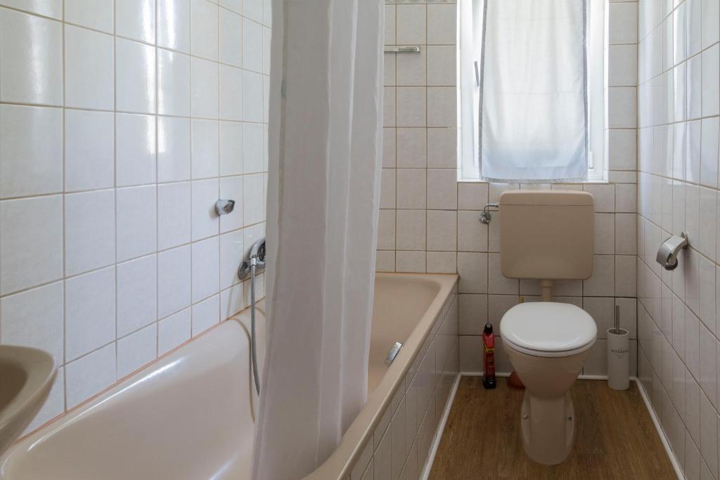 Koupelna v ubytování Konstanz nähe, ruhiges 4-Zim-Wohnung bis 8 Personen
