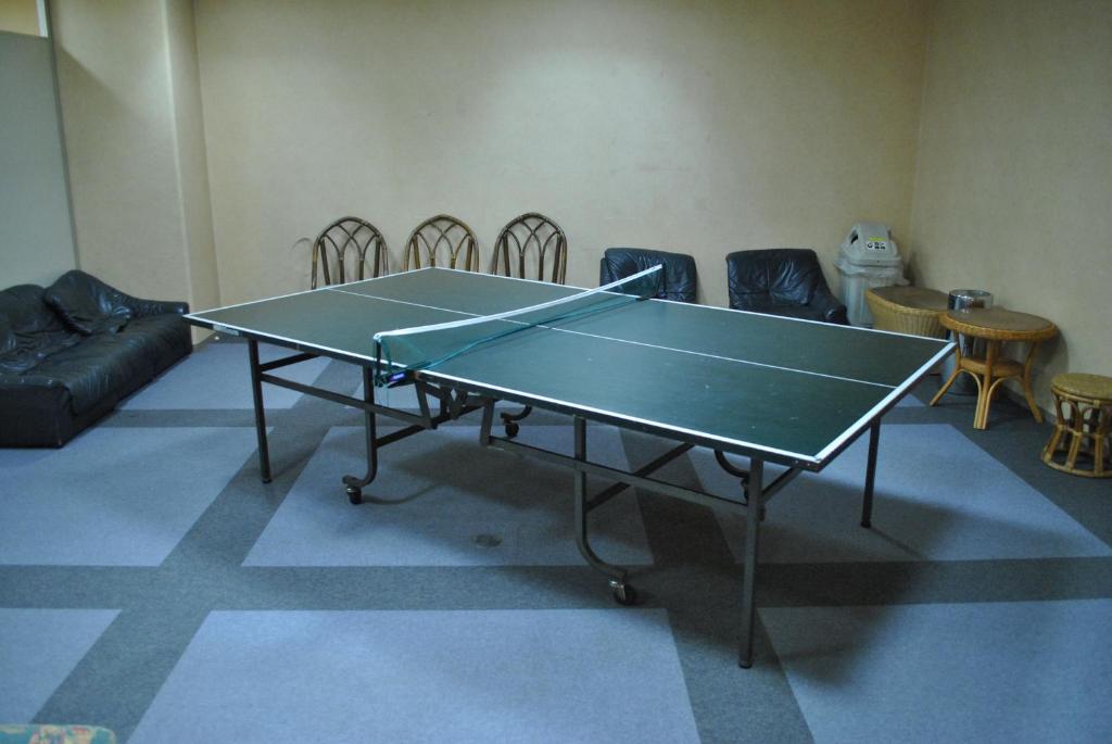 Stolní tenis v ubytování New Welcity Yugawara nebo okolí