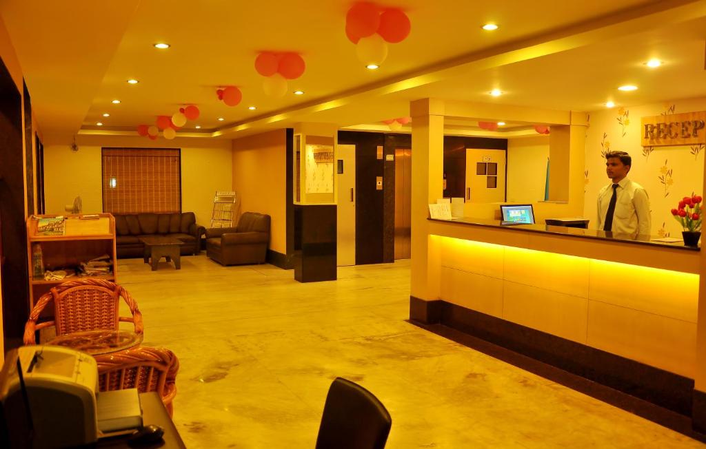 Posezení v ubytování Nayagara Hotel