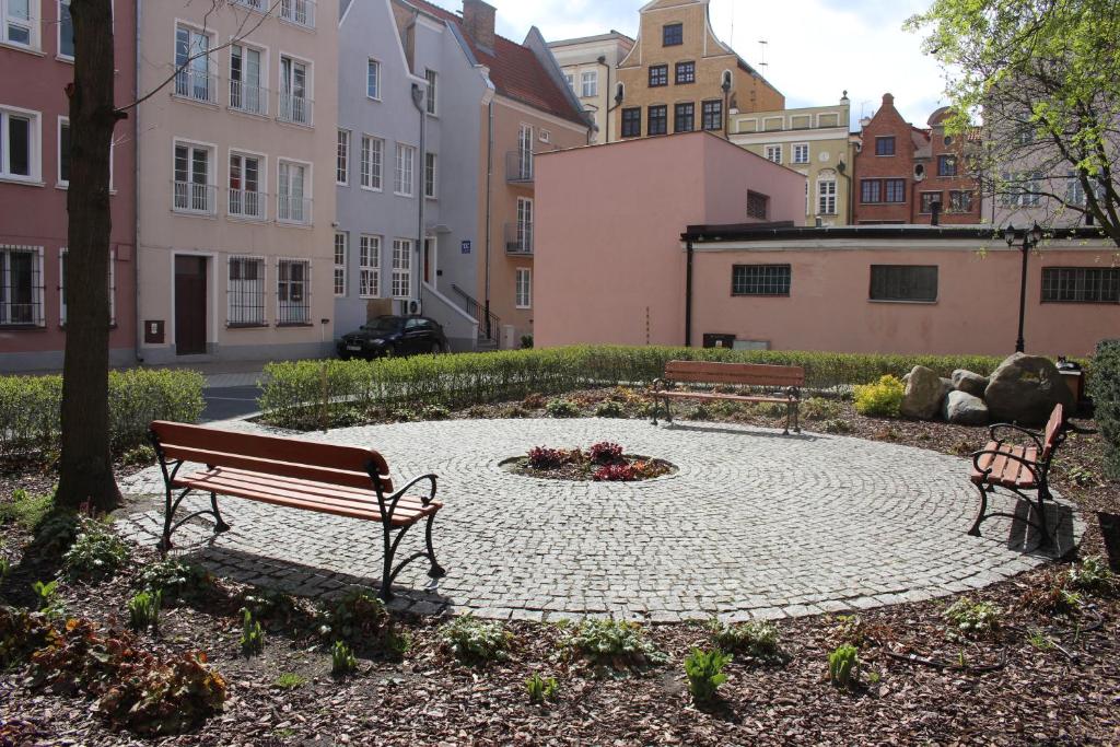 Vonkajšia záhrada v ubytovaní Apartament Targ Rybny LUXON Gdansk