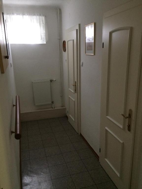 A bathroom at Appartements-Ella