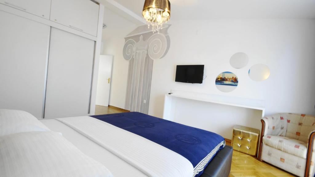 Apartments Miković - Superior Double Room With Balcony
