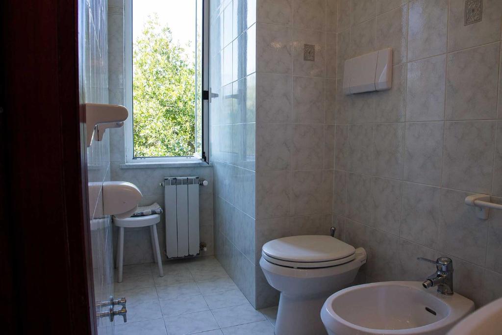 Koupelna v ubytování Hotel Silvia Framura - Cinque Terre
