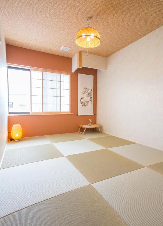 Mulan Hostel - Japanese Style Triple Room