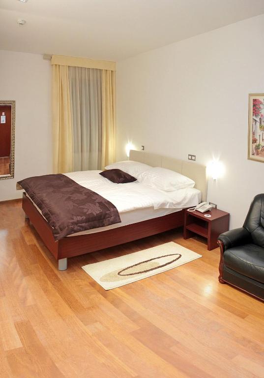 Hotel Monika - Camera Matrimoniale Superior