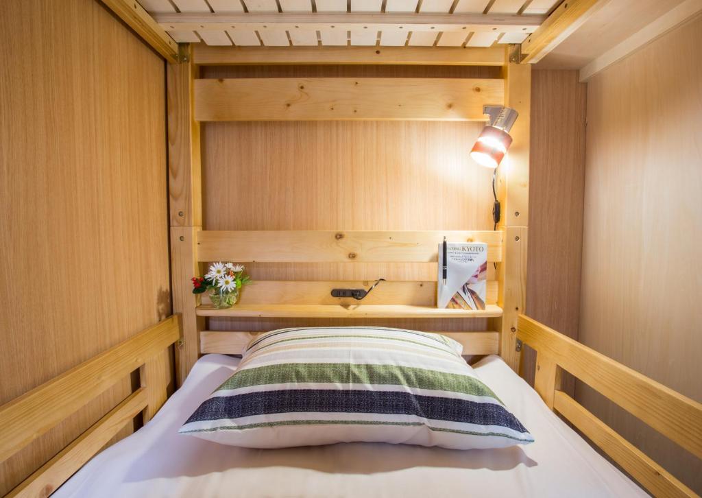 Mulan Hostel - Bunk Bed In 8-Bed Female Dormitory Room