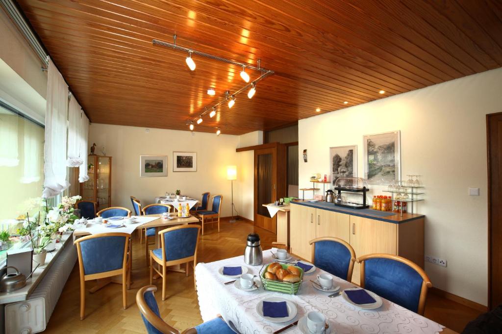 Nápoje v ubytování Hotel garni Zum Drosten