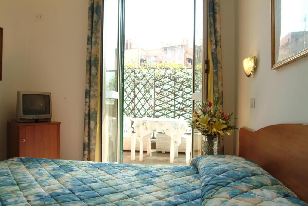 Hotel Tirreno - Resim 29