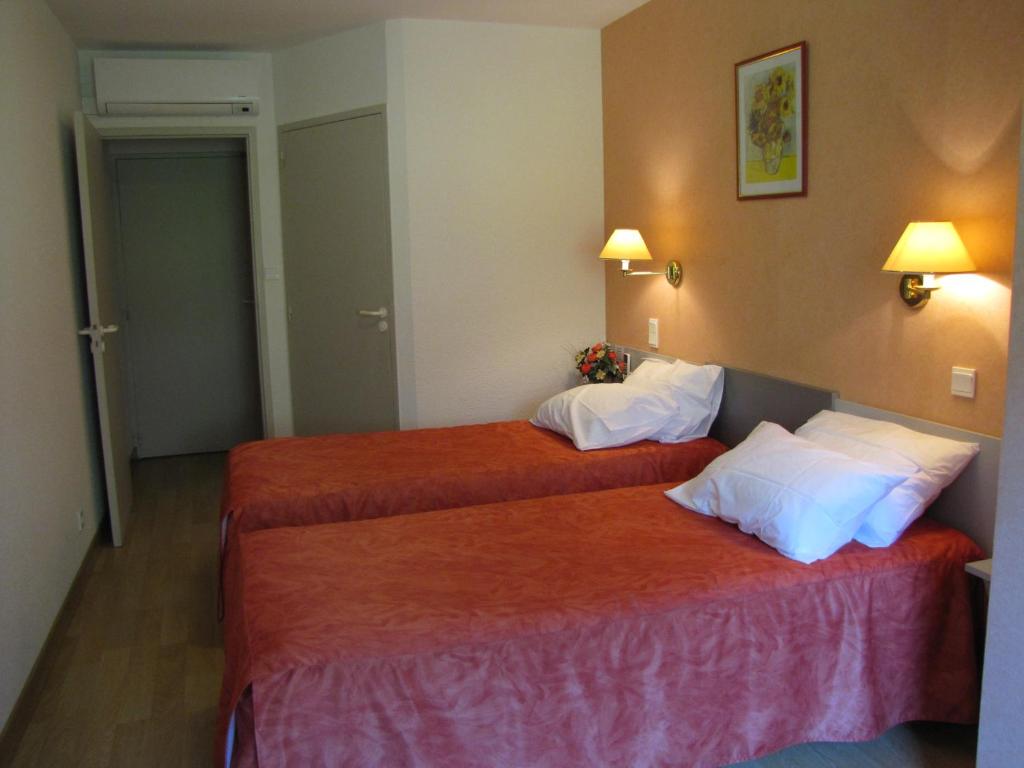 Hotel Chante-Perdrixにあるベッド