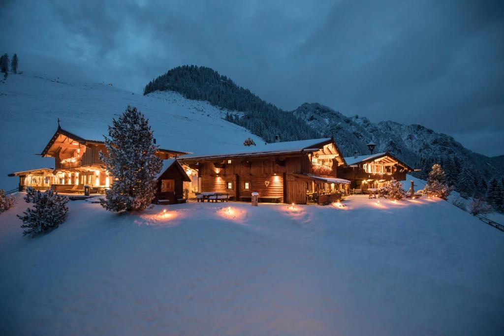 Luxus Chalet Bischofer- Bergwelt during the winter