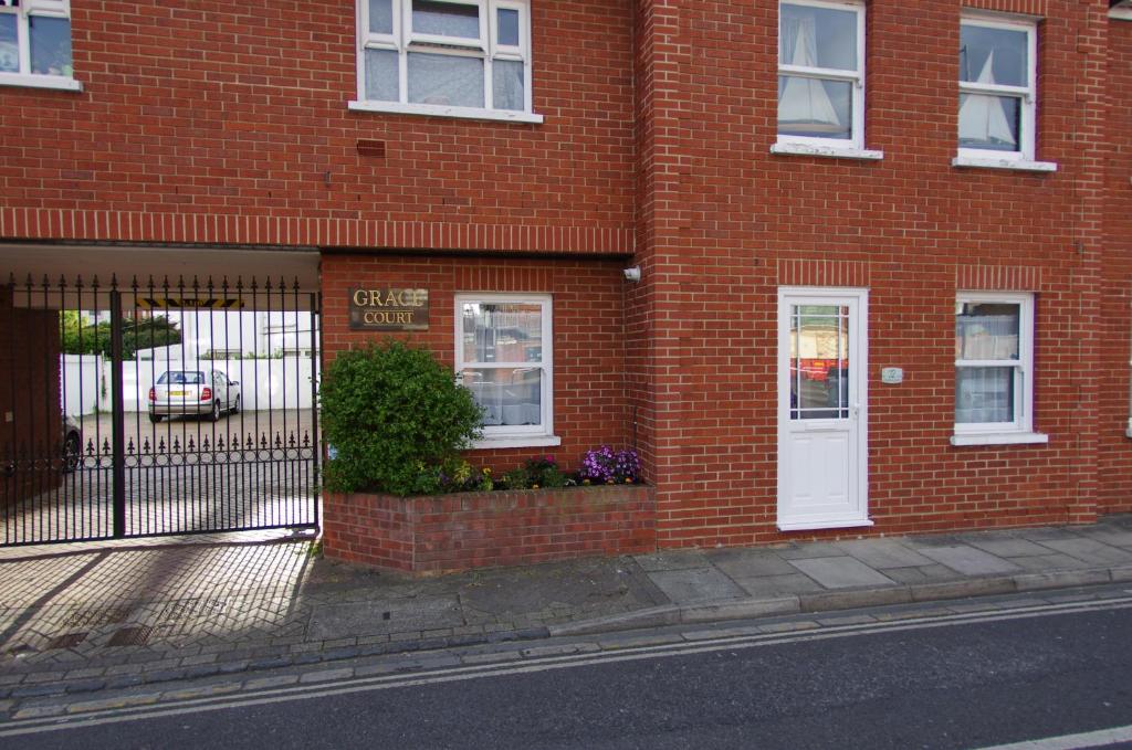 Grace Court Short Term Let Apartment