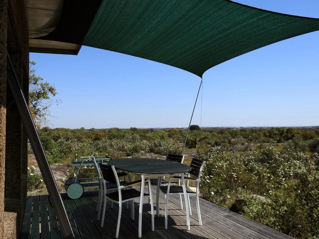Bubulcus and Bolotas - Off Grid Nature Holiday Home - Bungalow