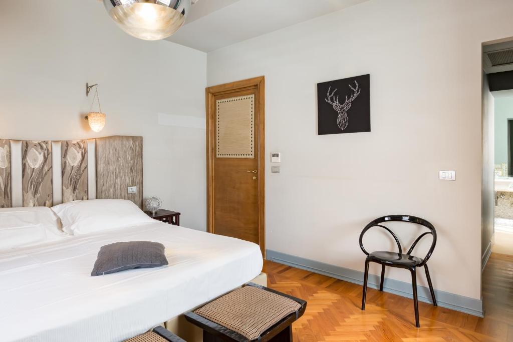 Rooms Roma - Monti - Deluxe Double Or Twin Room