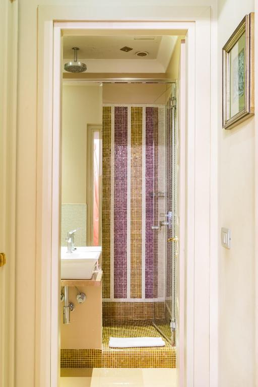 Rooms Roma - Monti - 8