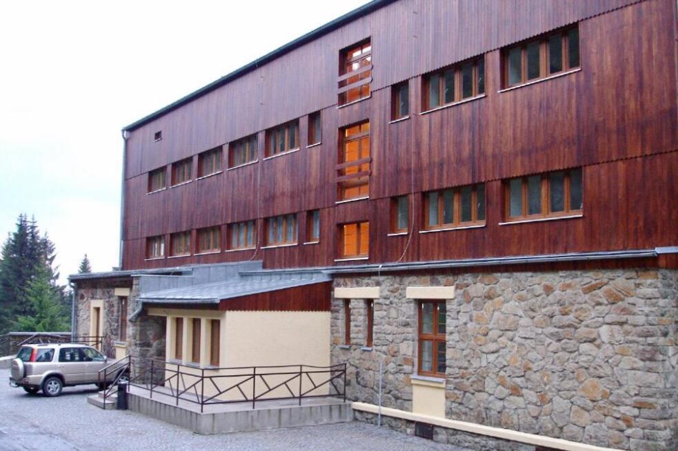 Budova, kde se apartmán nachází