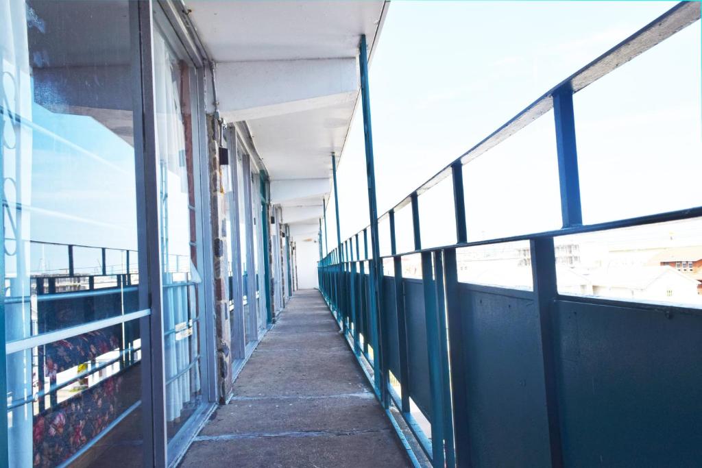 Balkón nebo terasa v ubytování Skyview Manor Motel