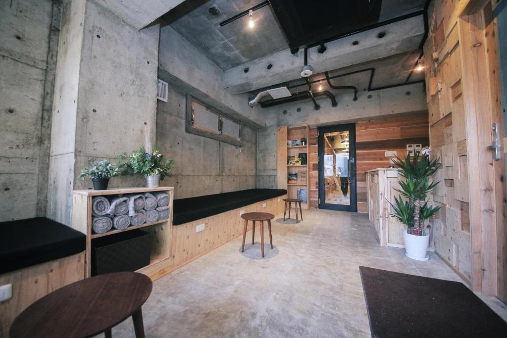 Fotografie z fotogalerie ubytování bnbplus Niigata Book Inn v destinaci Niigata