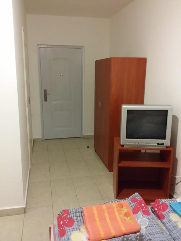 TV a/nebo společenská místnost v ubytování M+D Hotel