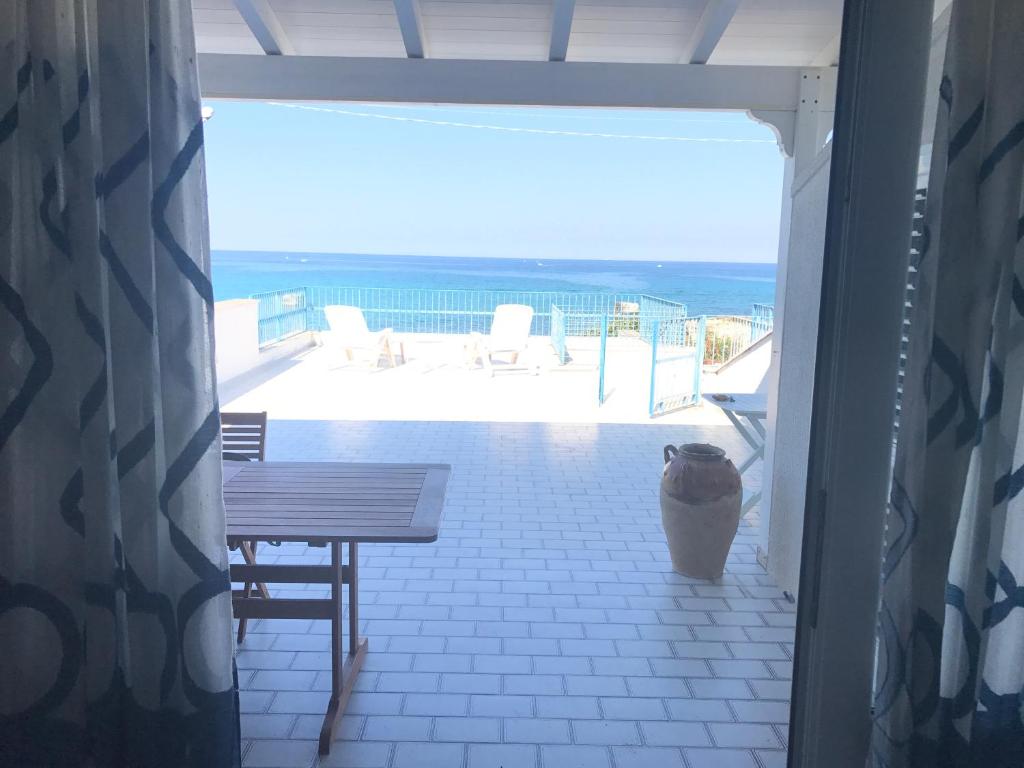 A general sea view or a sea view taken from Az apartmant