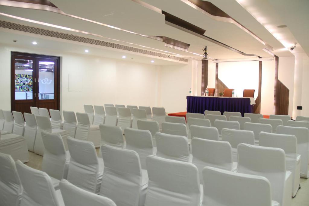 Konferenční prostory v ubytování Lakshmi Hotel
