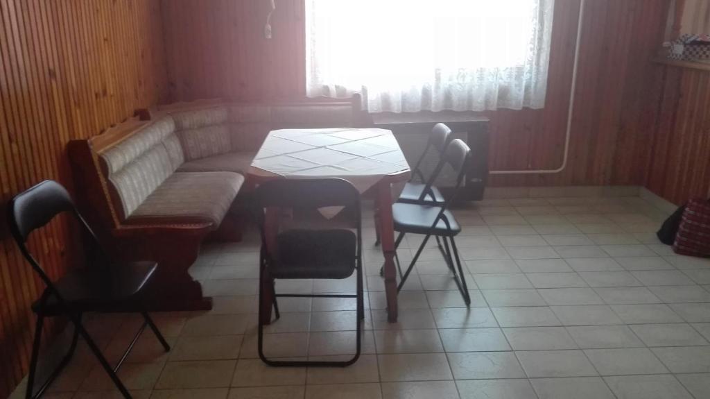 Plajbi Apartment - Apartamento De Dos Dormitorios