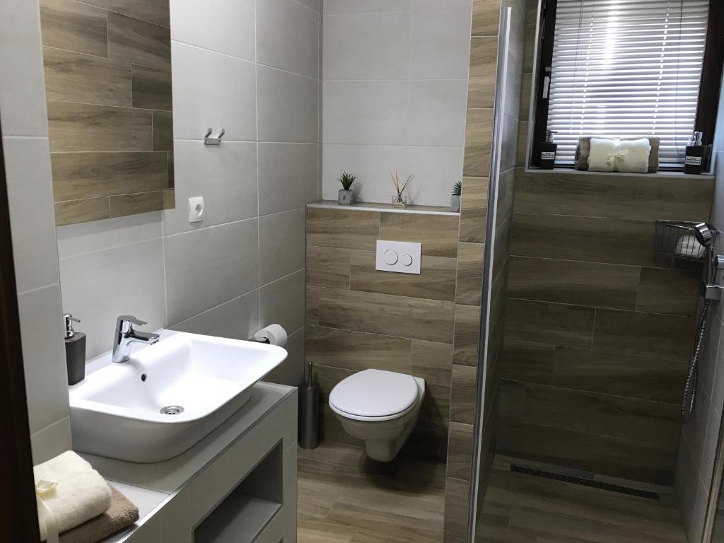 Kúpeľňa v ubytovaní Plitvice Diamond Apartment