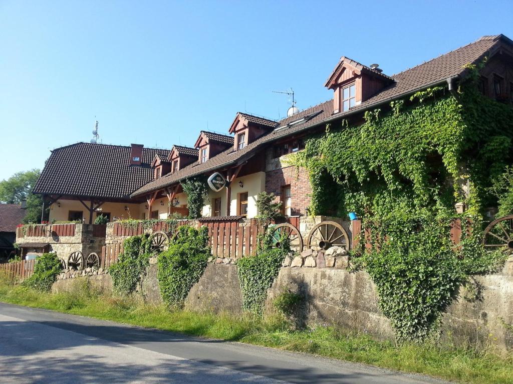 Budynek, w którym mieści się zajazd