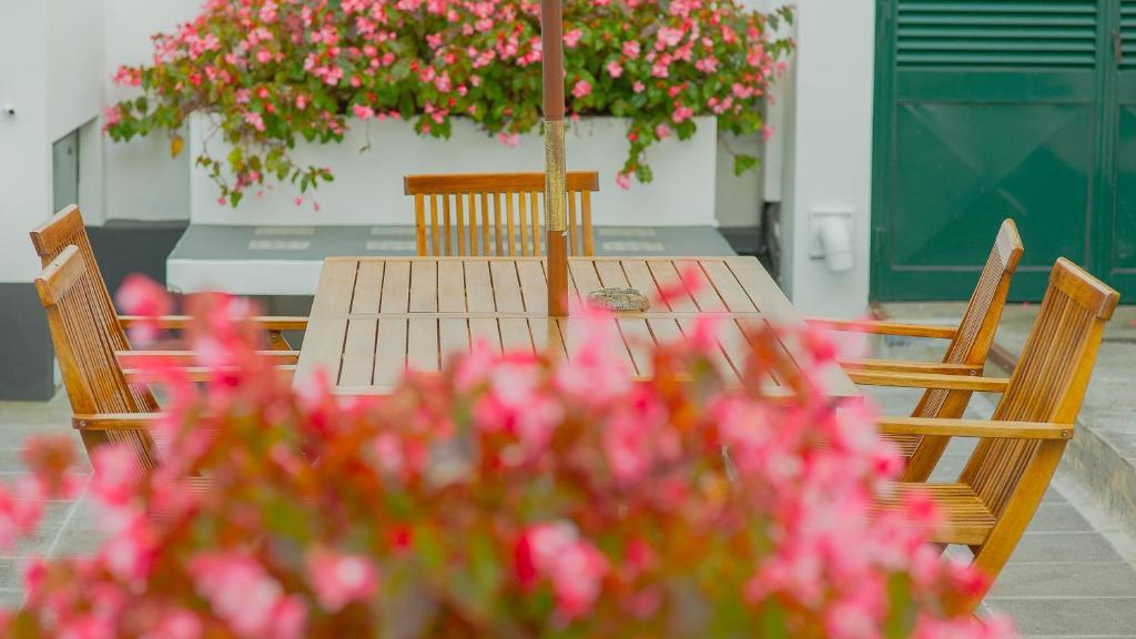 Comercial Boutique Guest House - 1