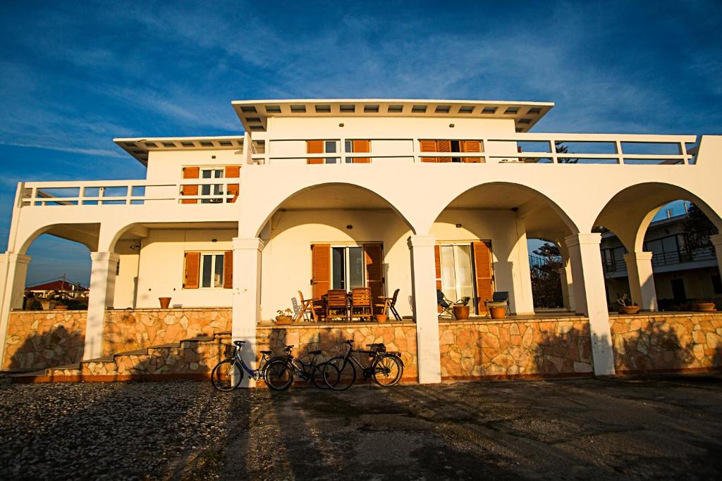 The building in which A villát is located