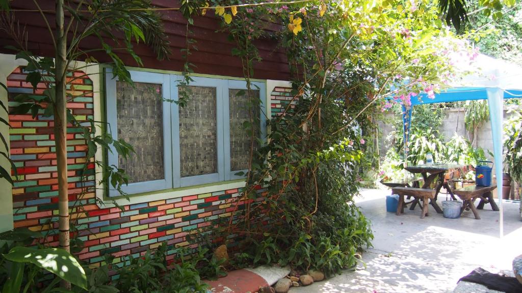 Fotografie z fotogalerie ubytování Baanchaokoh Homestay v destinaci Kanchanaburi