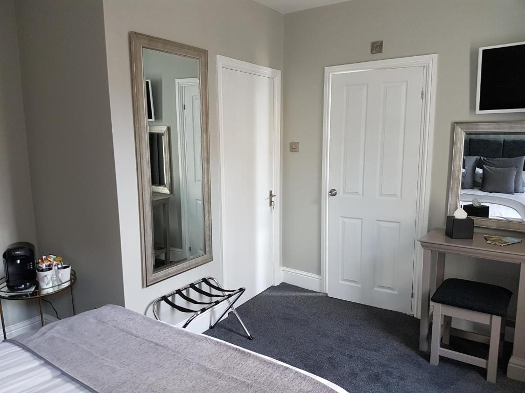 Lil's On The Waterfront - Resim 12