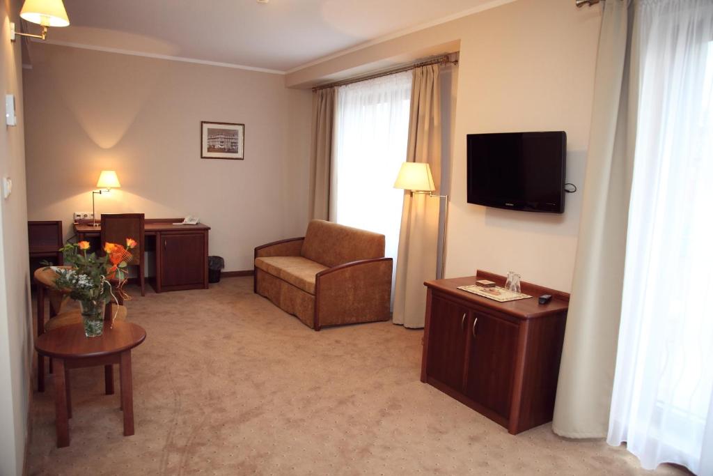 TV a/nebo společenská místnost v ubytování Hotel Pod Kluką