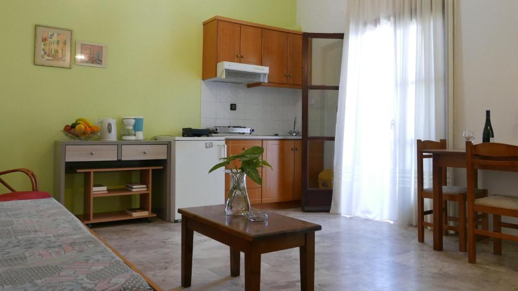 Angela Apartments - 13